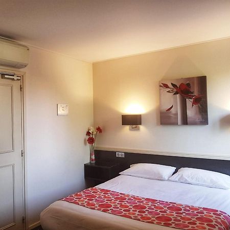 ביון Hostellerie De Bretonniere - Groupe Logis Hotels מראה חיצוני תמונה